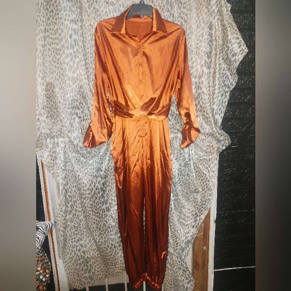 Women Bronzer Orange Color Butyon Down Wrap Jumpsuit - Picture 4 of 14